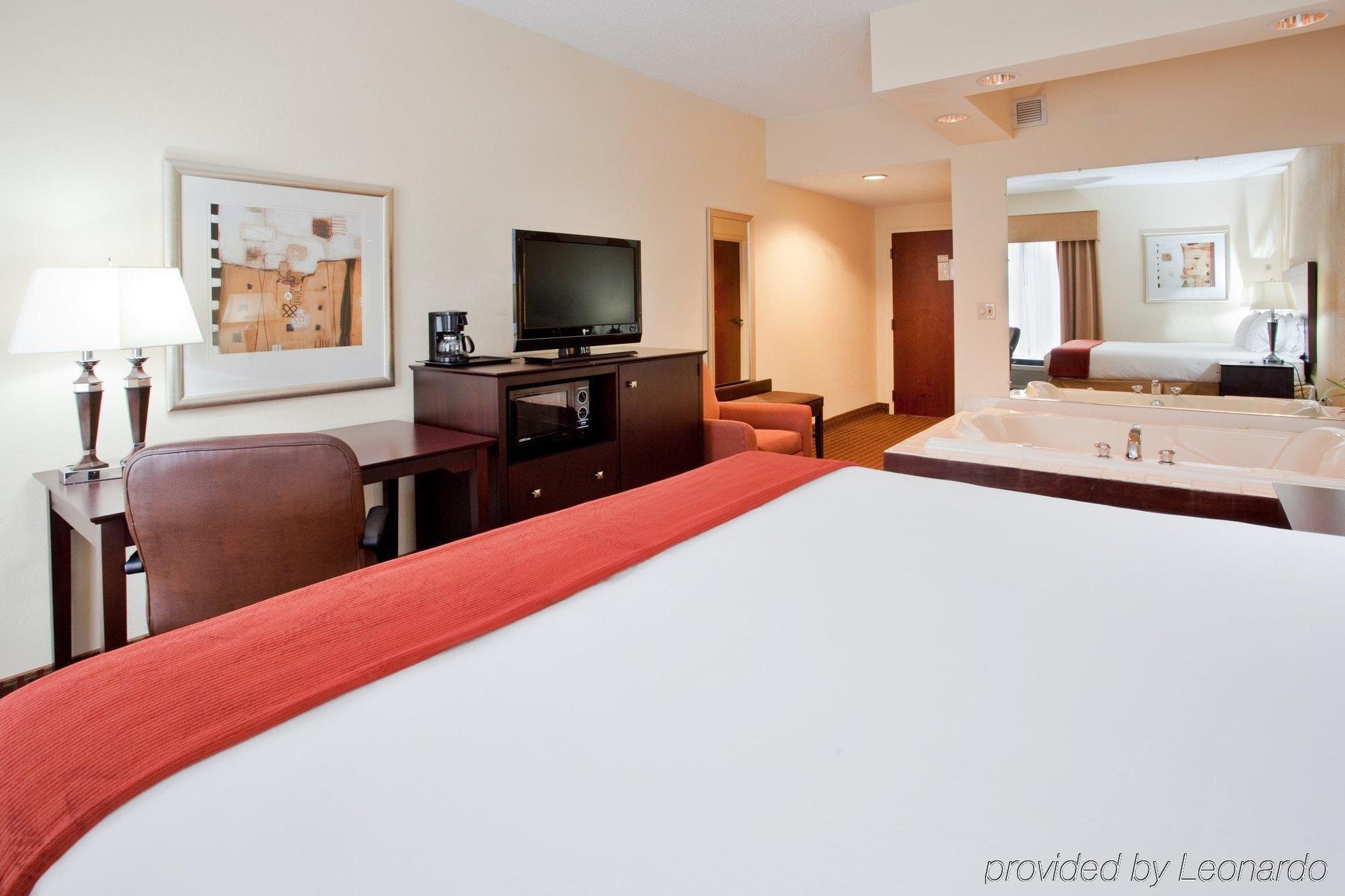 Hampton Inn Covington Va Δωμάτιο φωτογραφία