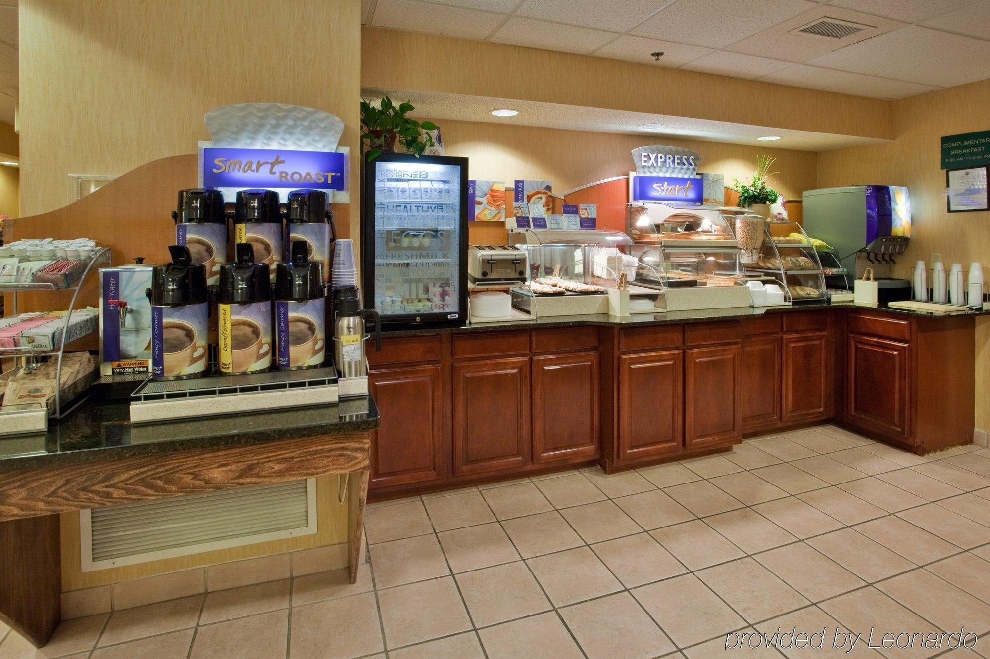 Hampton Inn Covington Va Ανέσεις φωτογραφία